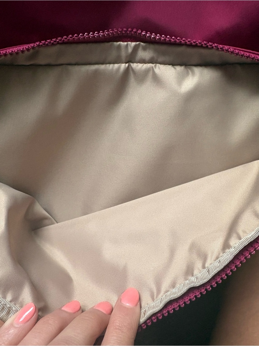 Lululemon Everywhere Backpack *Like New - Picture 8 of 8